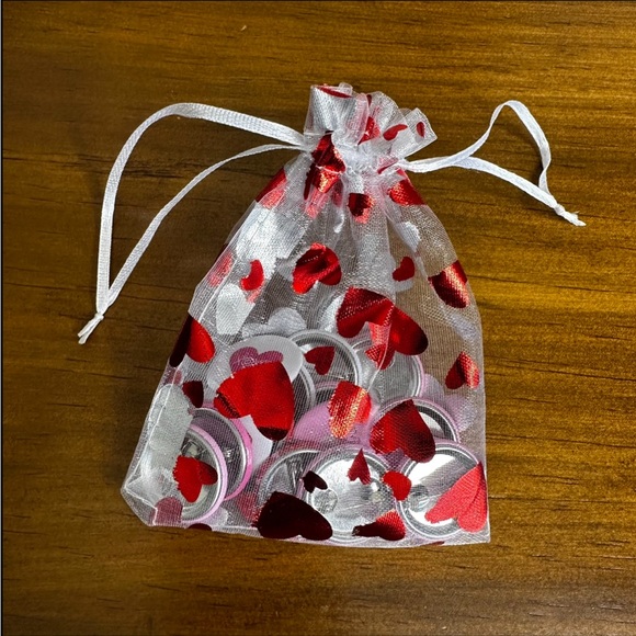 15 Valentine’s Day Pins - Picture 2 of 2